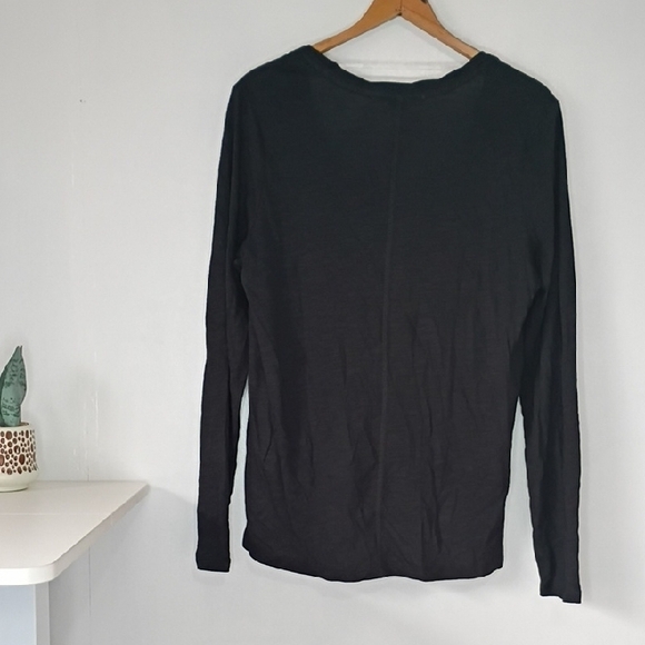 Social Standard By Charcoal Black Long Sleeve Shirt Size Large Tshirt - Picture 7 of 8